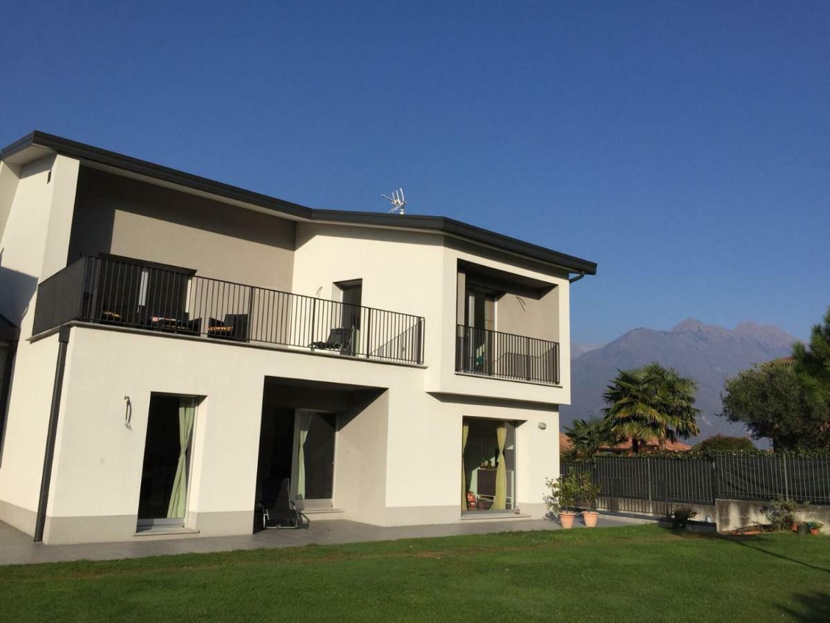 White House Lucia Villa Colico Dış mekan fotoğraf